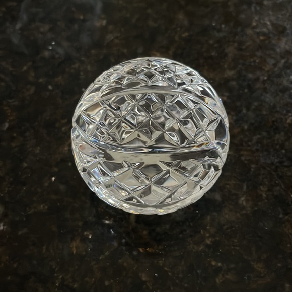 Waterford 2005 Basketball Champions University of North Carolina Paperweight - Picture 9 of 10